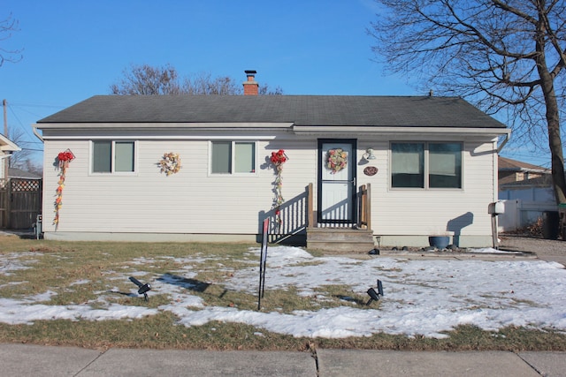 view of front of property