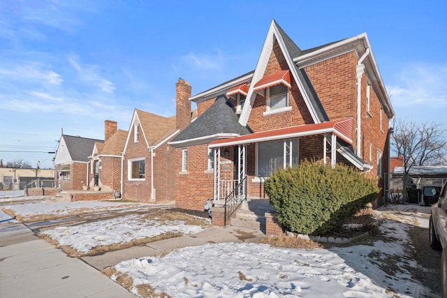 view of front of home with covered porch