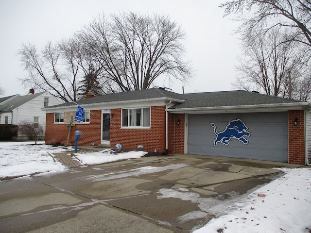 ranch-style home featuring a garage