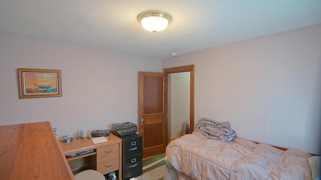 bedroom with carpet flooring