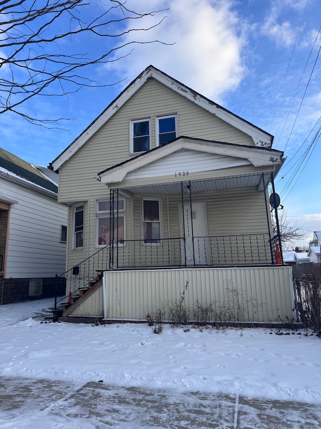 view of front of home featuring a porch