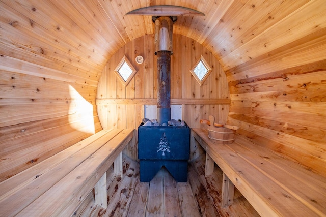 view of sauna / steam room