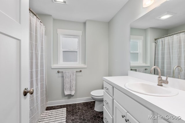 full bathroom with baseboards, toilet, a shower with curtain, tile patterned floors, and vanity