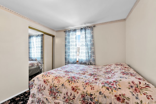 bedroom with a closet