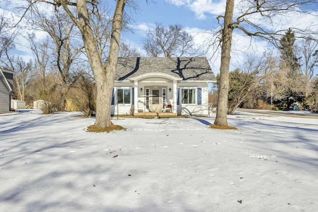 view of front of property with covered porch