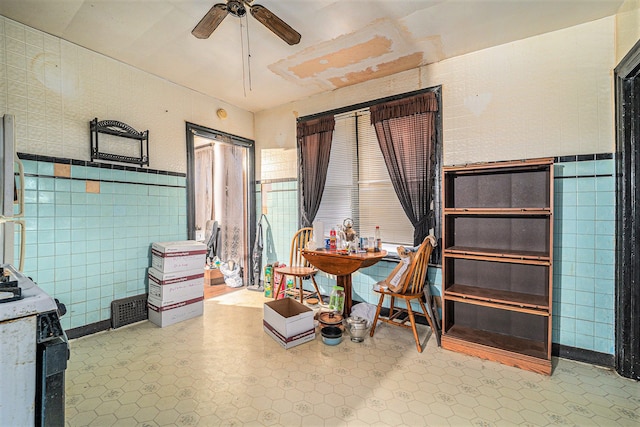 4013 Baldwin St, Detroit, MI 48214 - misc room featuring tile walls and ceiling fan