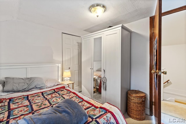 bedroom featuring a closet