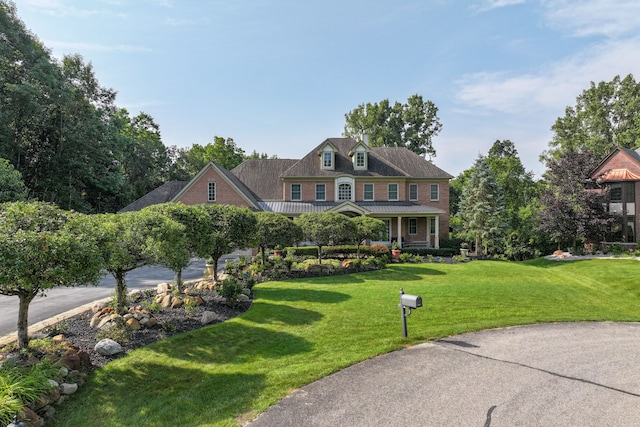 view of front of house with a front yard