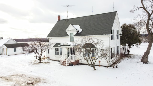 view of front facade