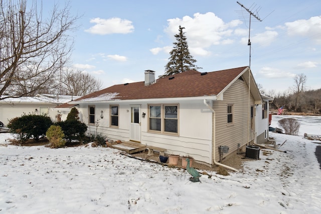 view of front of property with central AC