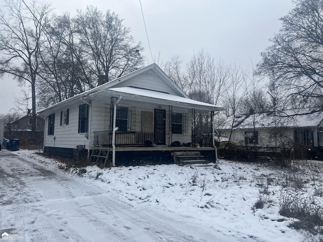 view of front of home featuring a porch