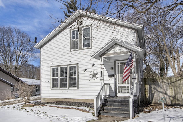 view of front of property