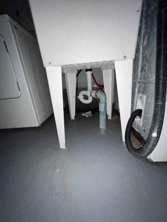 interior details featuring concrete flooring