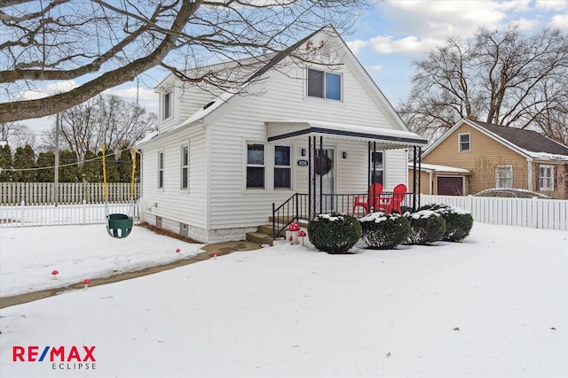 view of front of property