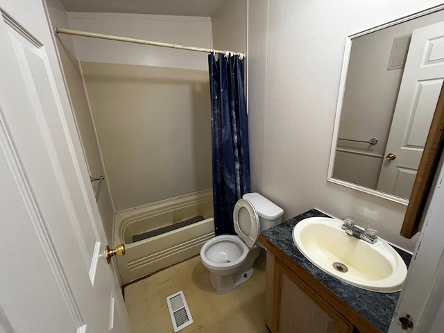 full bathroom featuring vanity, toilet, and shower / tub combo