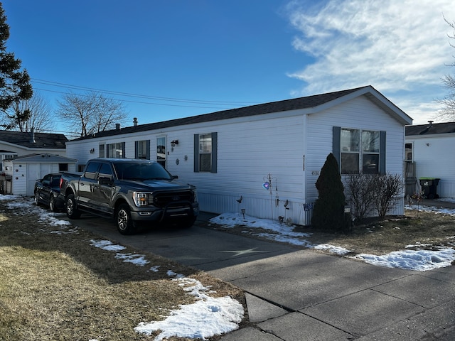 view of manufactured / mobile home