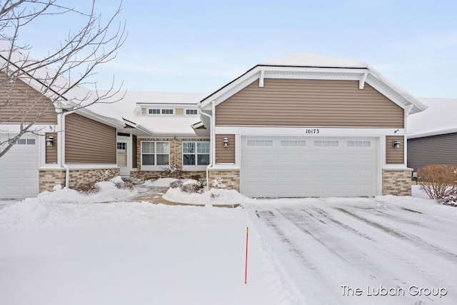 10173 E Cross Roads Cir SE Unit 34, Caledonia MI, 49316, 3 bedrooms, 2.5 baths condo for sale