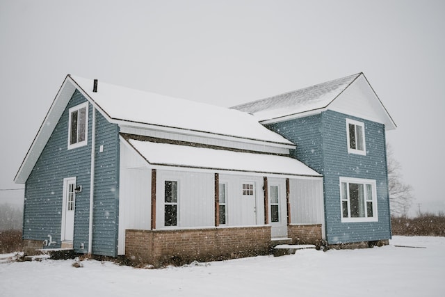 view of front of house