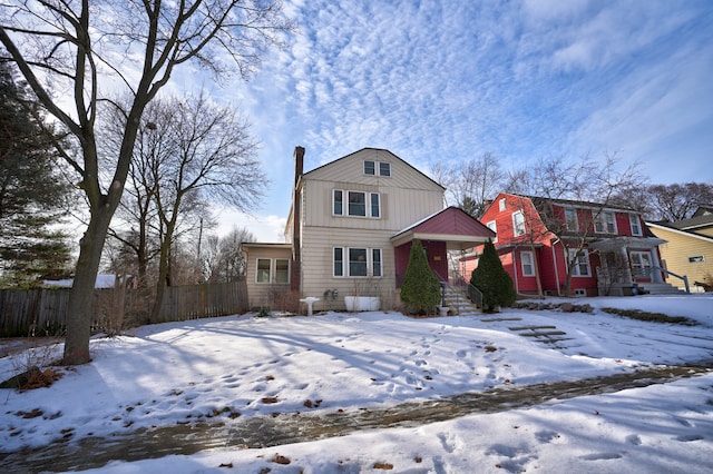 view of front of property