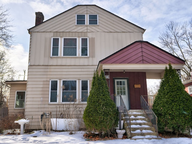 view of front facade