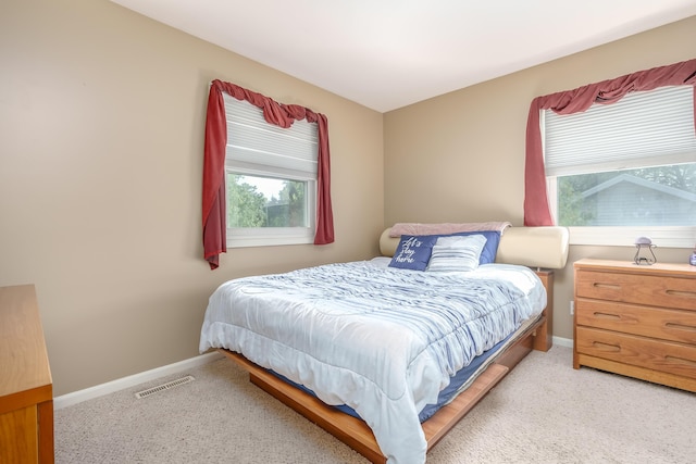 bedroom featuring carpet floors