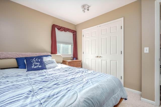 bedroom featuring a closet