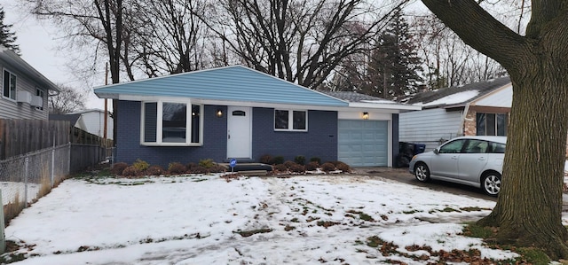 view of front facade with a garage