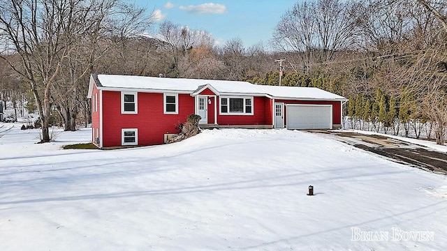 view of front of house featuring a garage