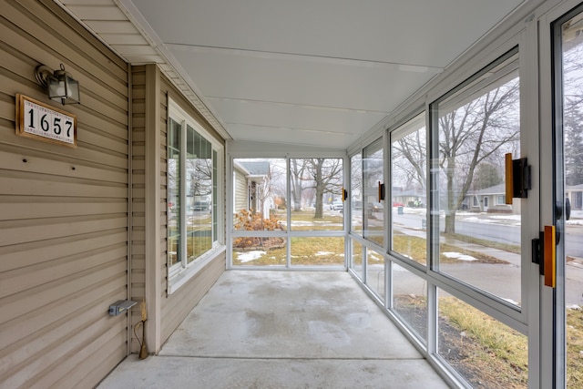 view of unfurnished sunroom