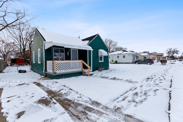 view of front of property