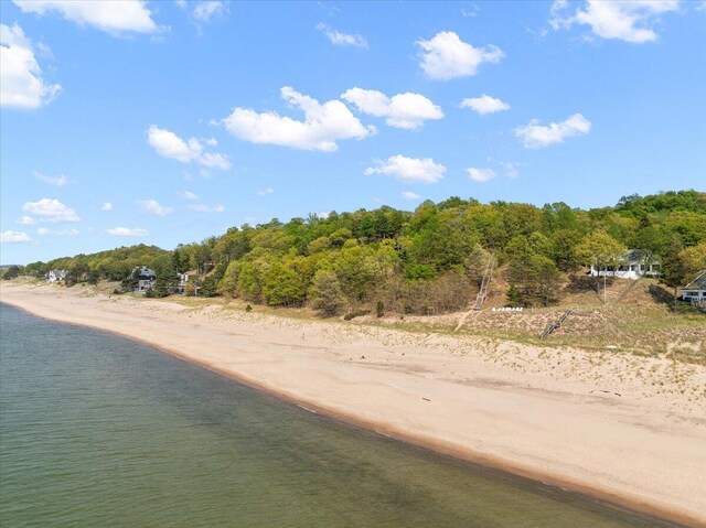 690 Dunegrass Circle Dr, Saugatuck, MI 49453 - photo 3