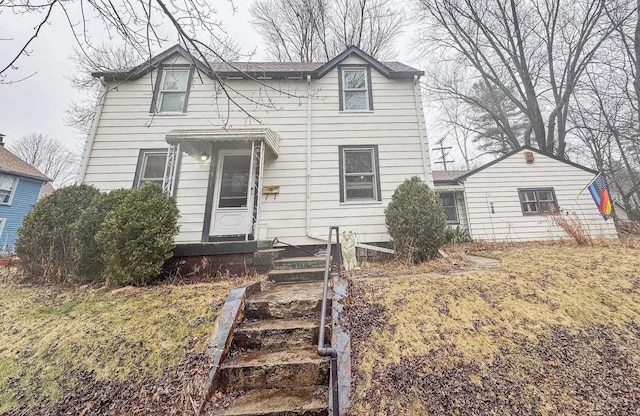 view of front of property