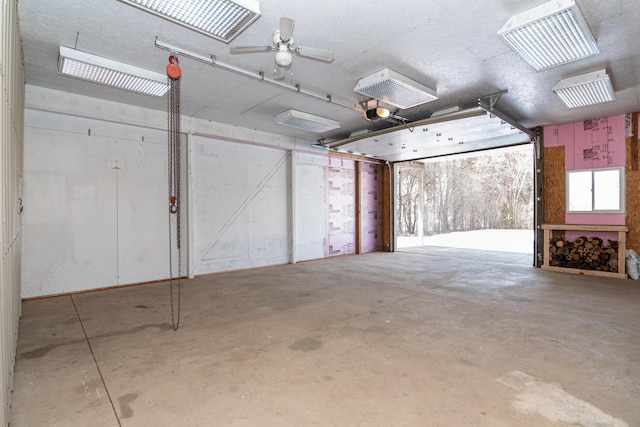 garage featuring ceiling fan