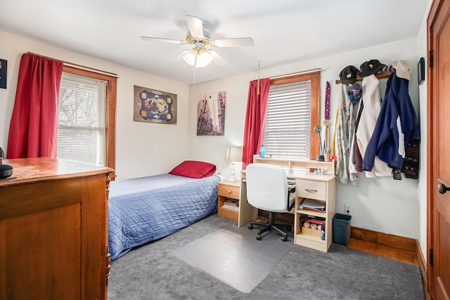 bedroom featuring ceiling fan