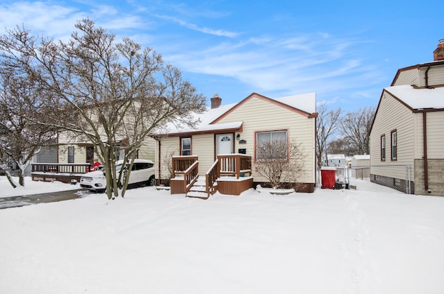 view of front of property