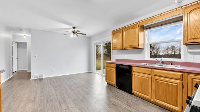 kitchen with sink, light hardwood / wood-style flooring, dishwasher, ceiling fan, and stove