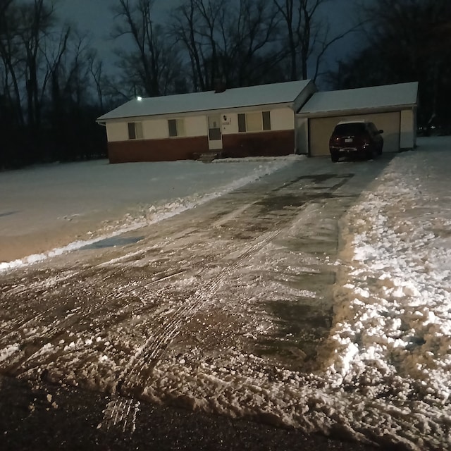 view of front of home featuring a garage