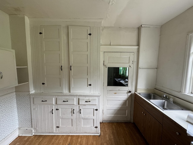 1232 Maple Ave, Jackson, MI 49203