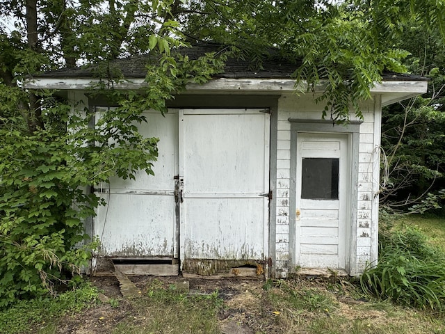 1232 Maple Ave, Jackson, MI 49203