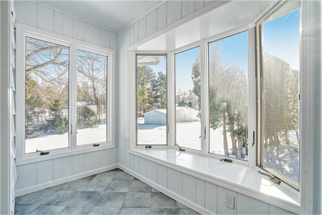 view of unfurnished sunroom