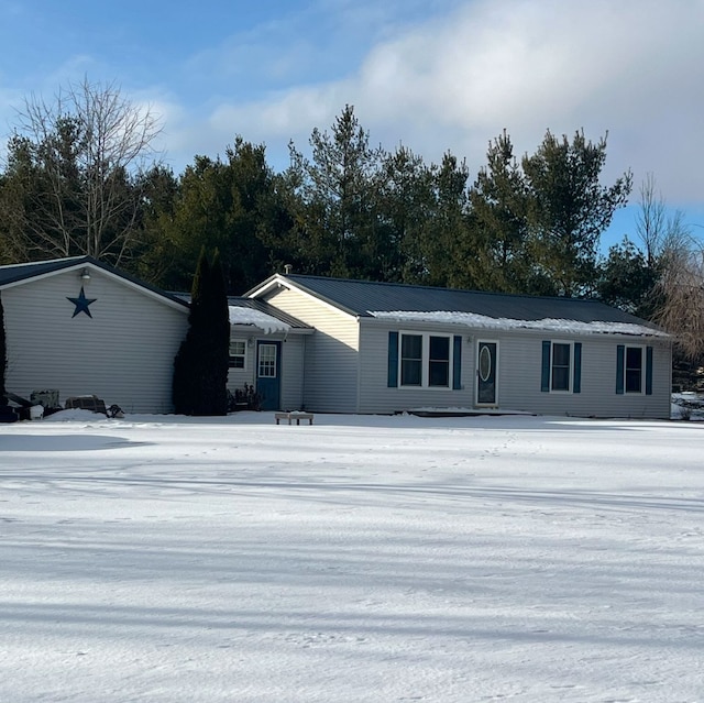 view of front of home