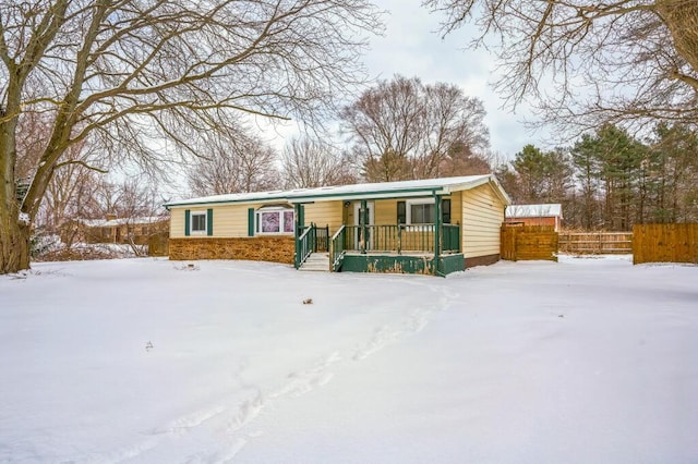 view of front of property with covered porch