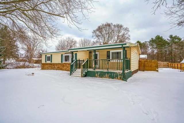 view of front of home with covered porch