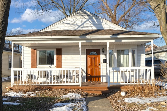 bungalow-style house featuring covered porch