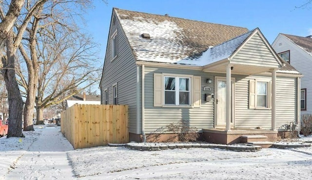 view of front of property