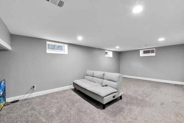 sitting room with carpet