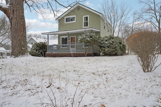 view of front facade featuring covered porch