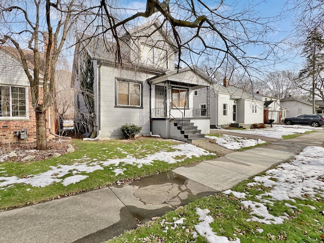 view of front of property