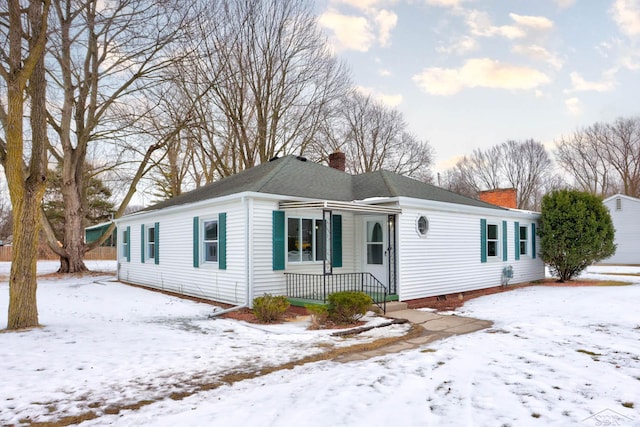 ranch-style house with a porch