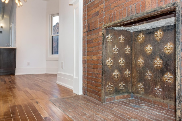 room details with hardwood / wood-style floors